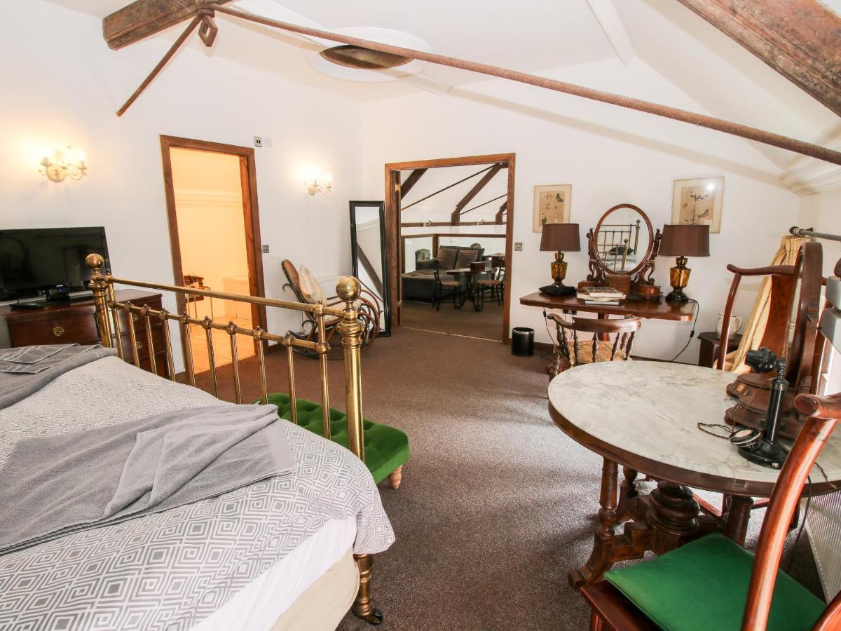 Chetwynd Lodge 스태퍼드 외부 사진