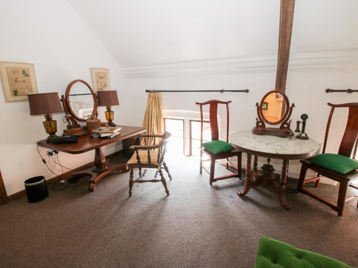 Chetwynd Lodge 스태퍼드 외부 사진