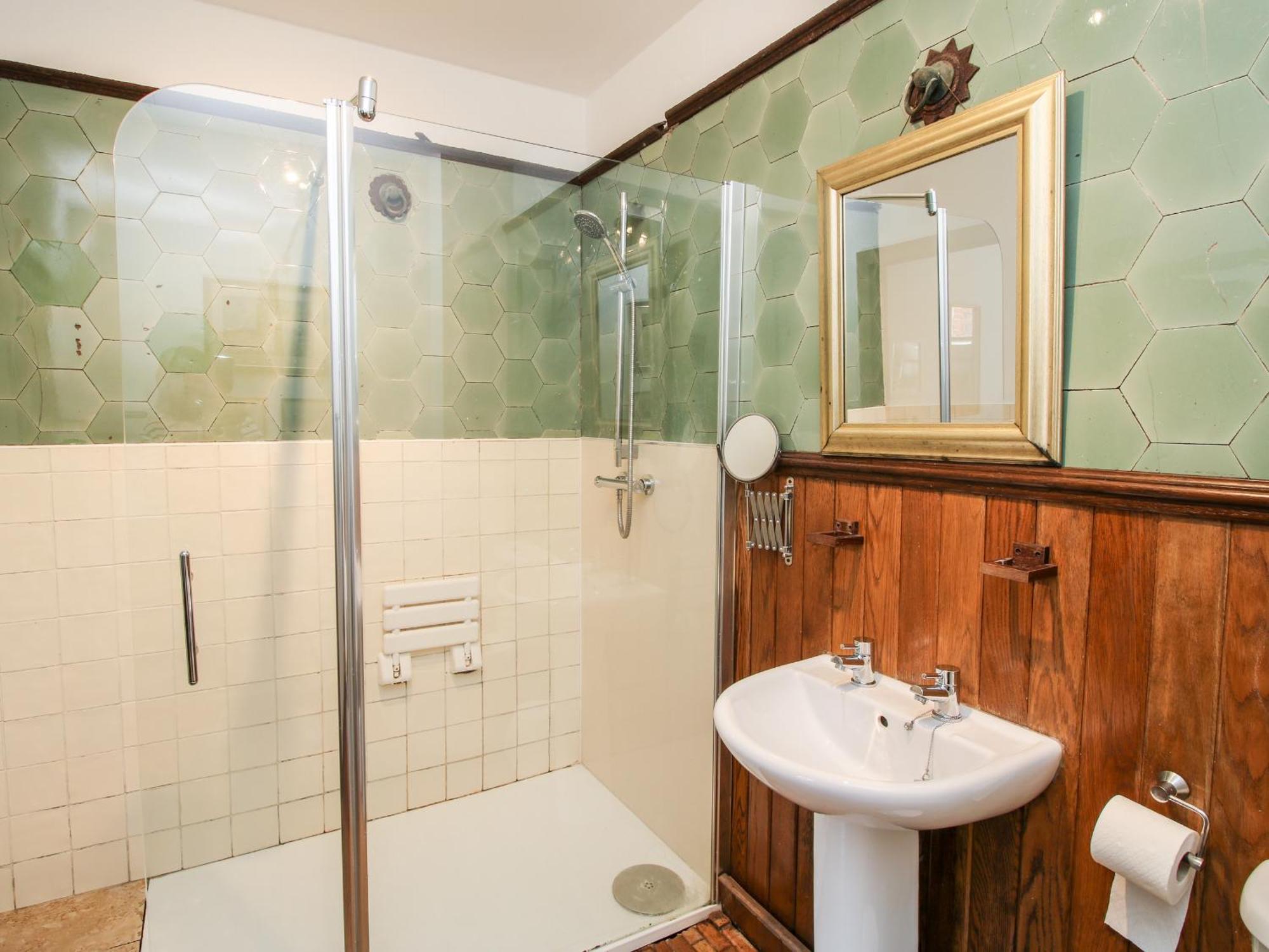 Chetwynd Lodge 스태퍼드 외부 사진
