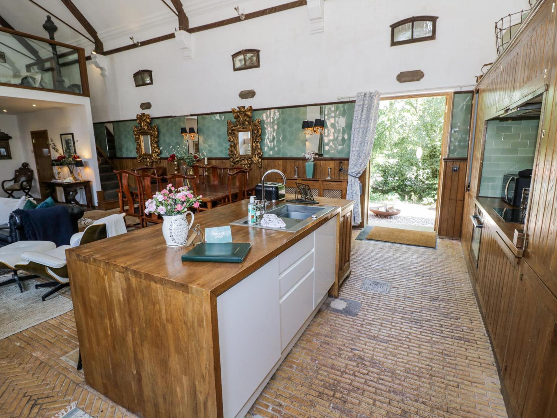 Chetwynd Lodge 스태퍼드 외부 사진